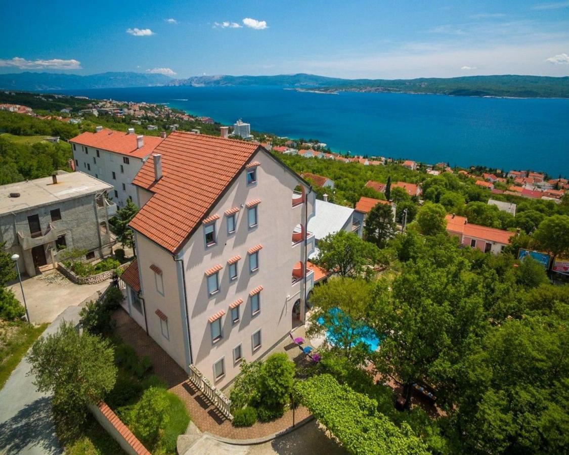 Apartments Djusi Dramalj Exterior photo